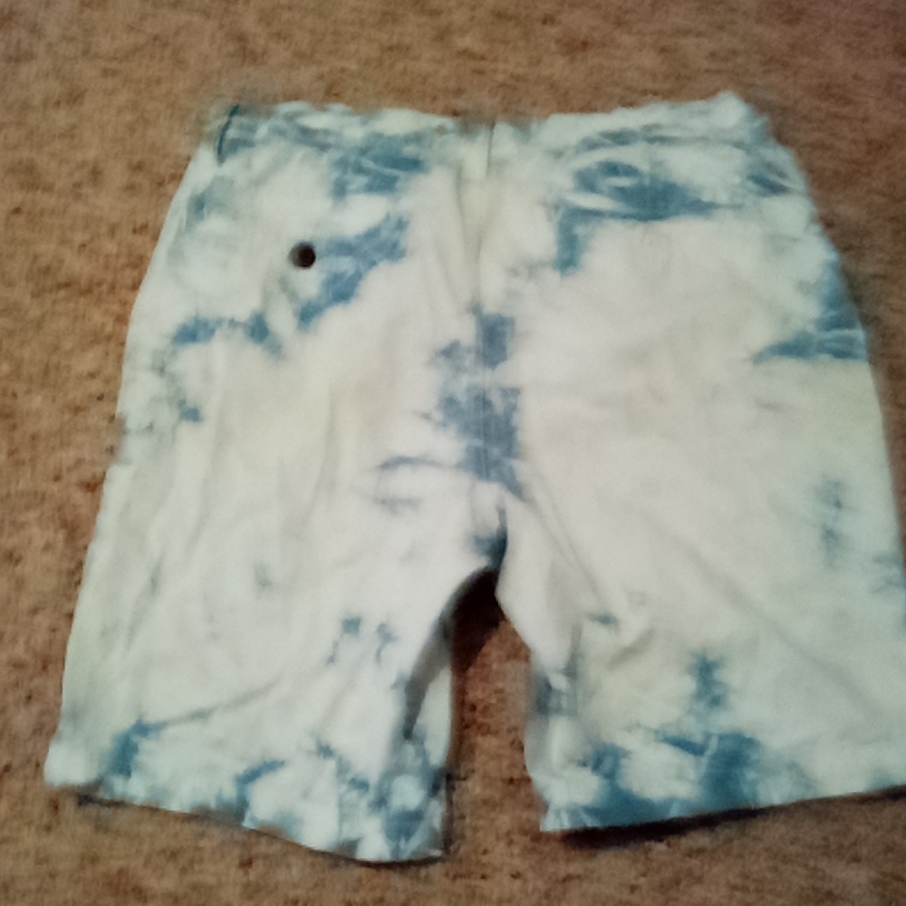 Shorts - Picture 2 of 2